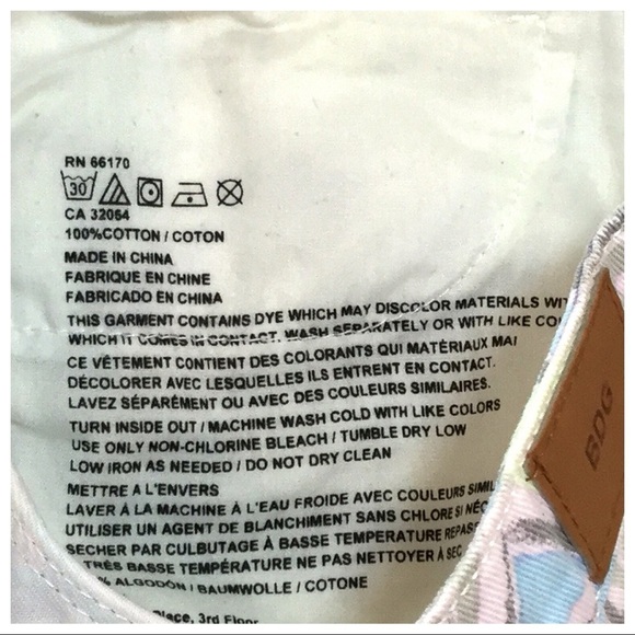 BDG High Rise Dree Cheeky Geometric Print Short 29 - Picture 6 of 10